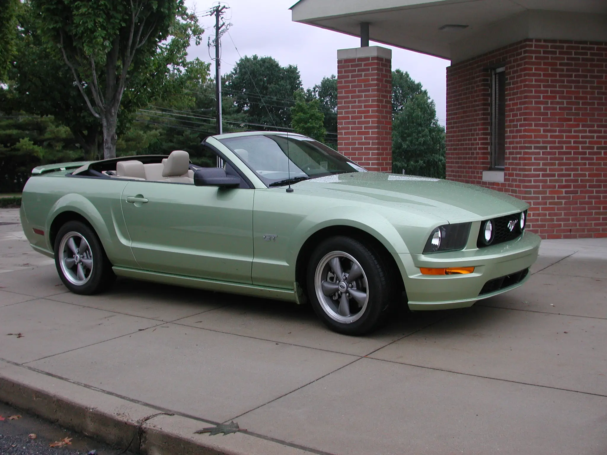 mustang gt convertible pictures