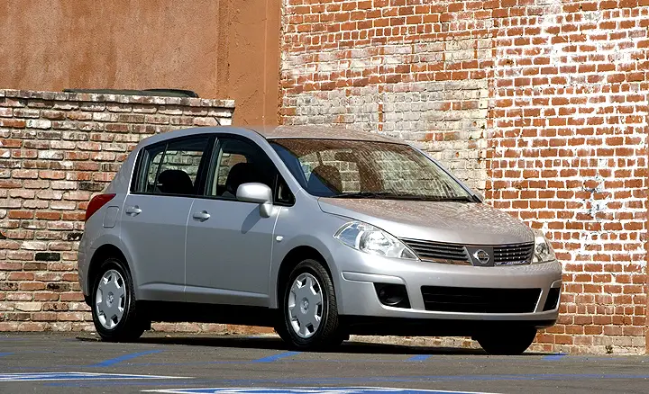 2006 Nissan versa used car review #3