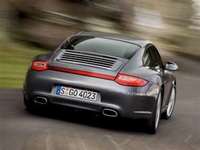 Porsche 911 (select to view enlarged photo)