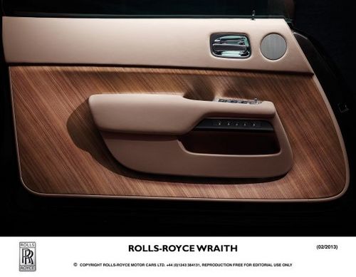rolls royce wraith (select to view enlarged photo)