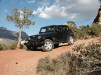 2014 Jeep Wrangler Unlimited Altitude Review(select to view enlarged photo)