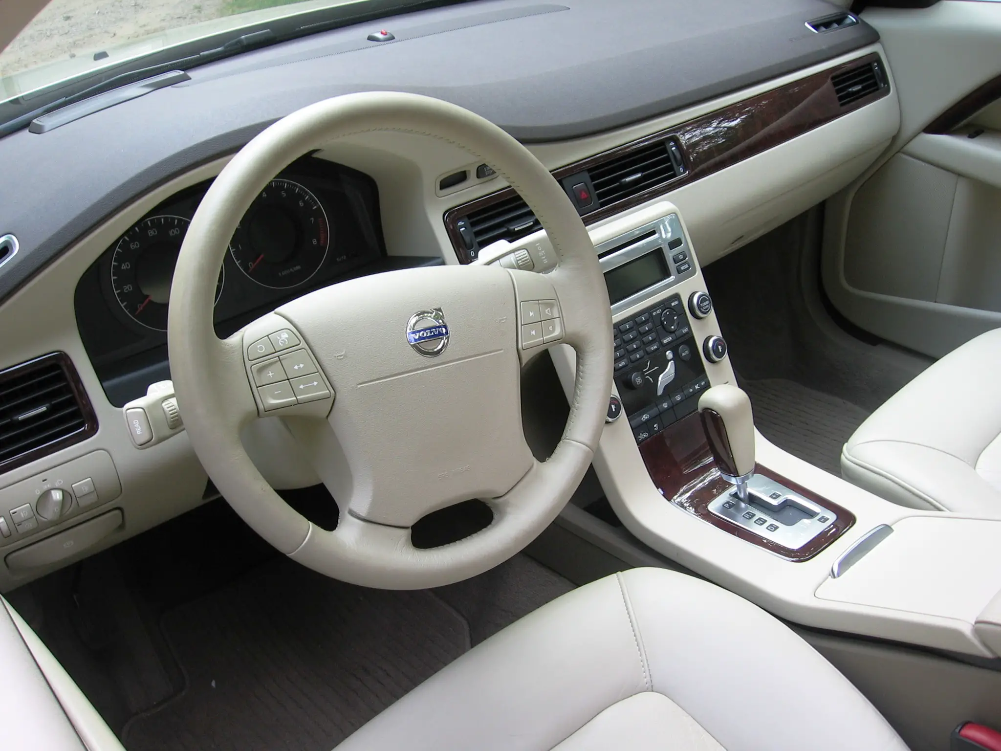 2007 Volvo S80 Review