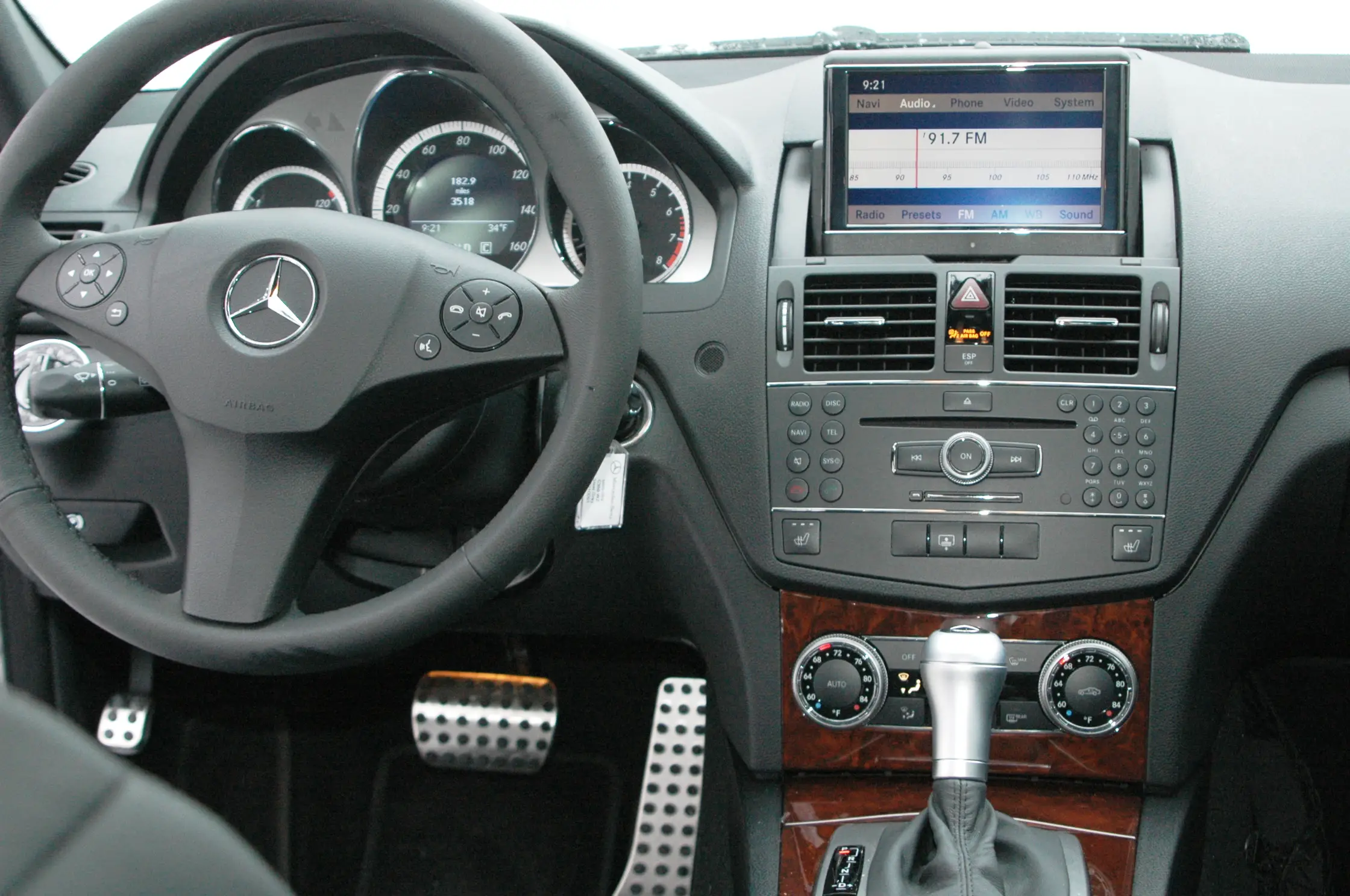 2009 Mercedes-Benz C300 Review