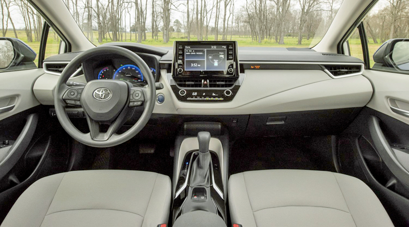 2022 Toyota Corolla Hybrid - Review by Mark Fulmer +VIDEO