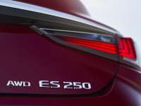 2021 Lexus ES Family Increases Trim Options - AWD, Black Line, Safety Features, Engines Options