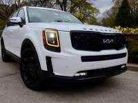 2022 Kia Telluride Road Test Review by Larry Nutson